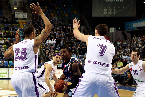 突击和战术 突击和战术